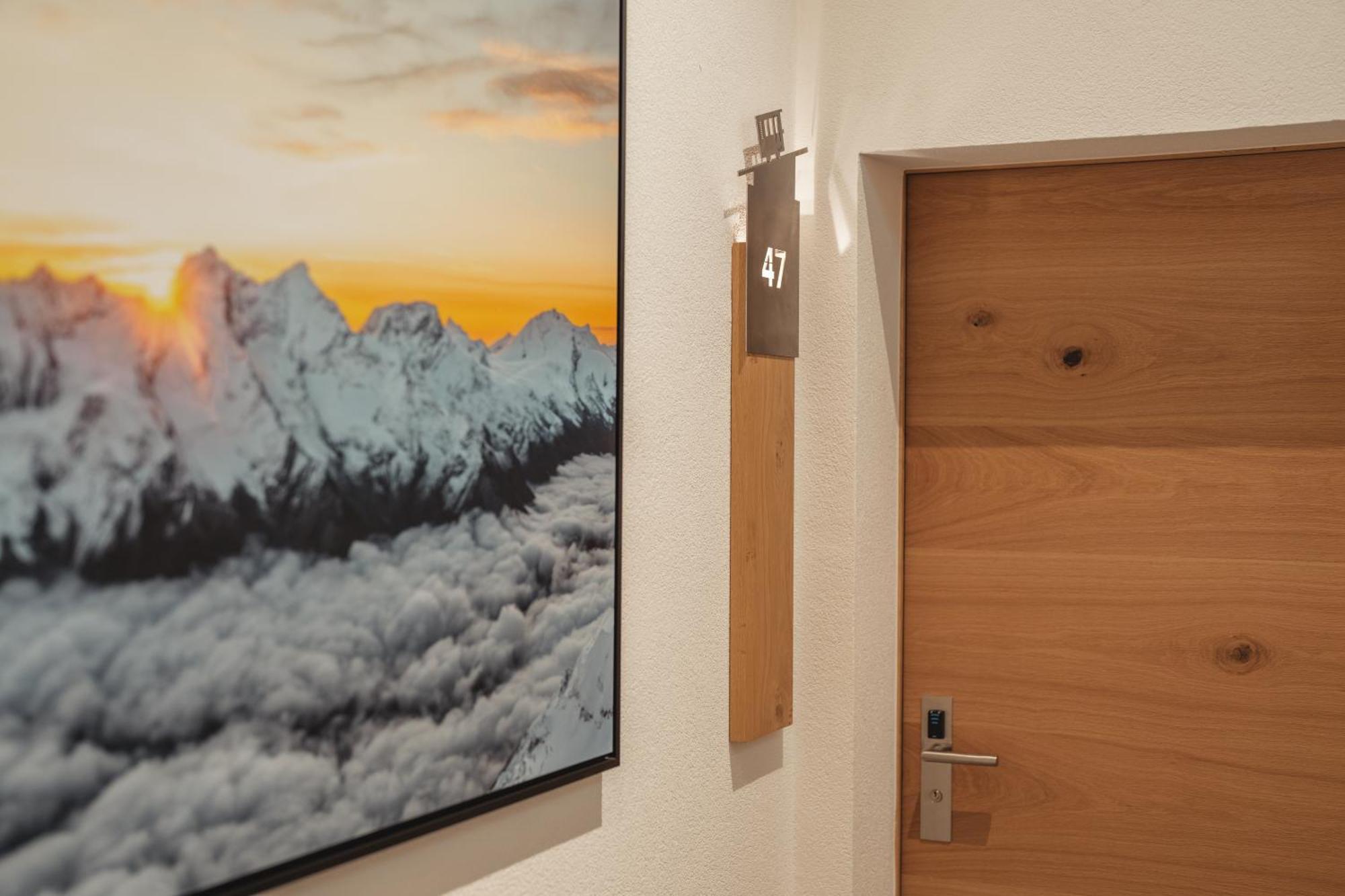 Hotel Porta Cervino Täsch Eksteriør bilde