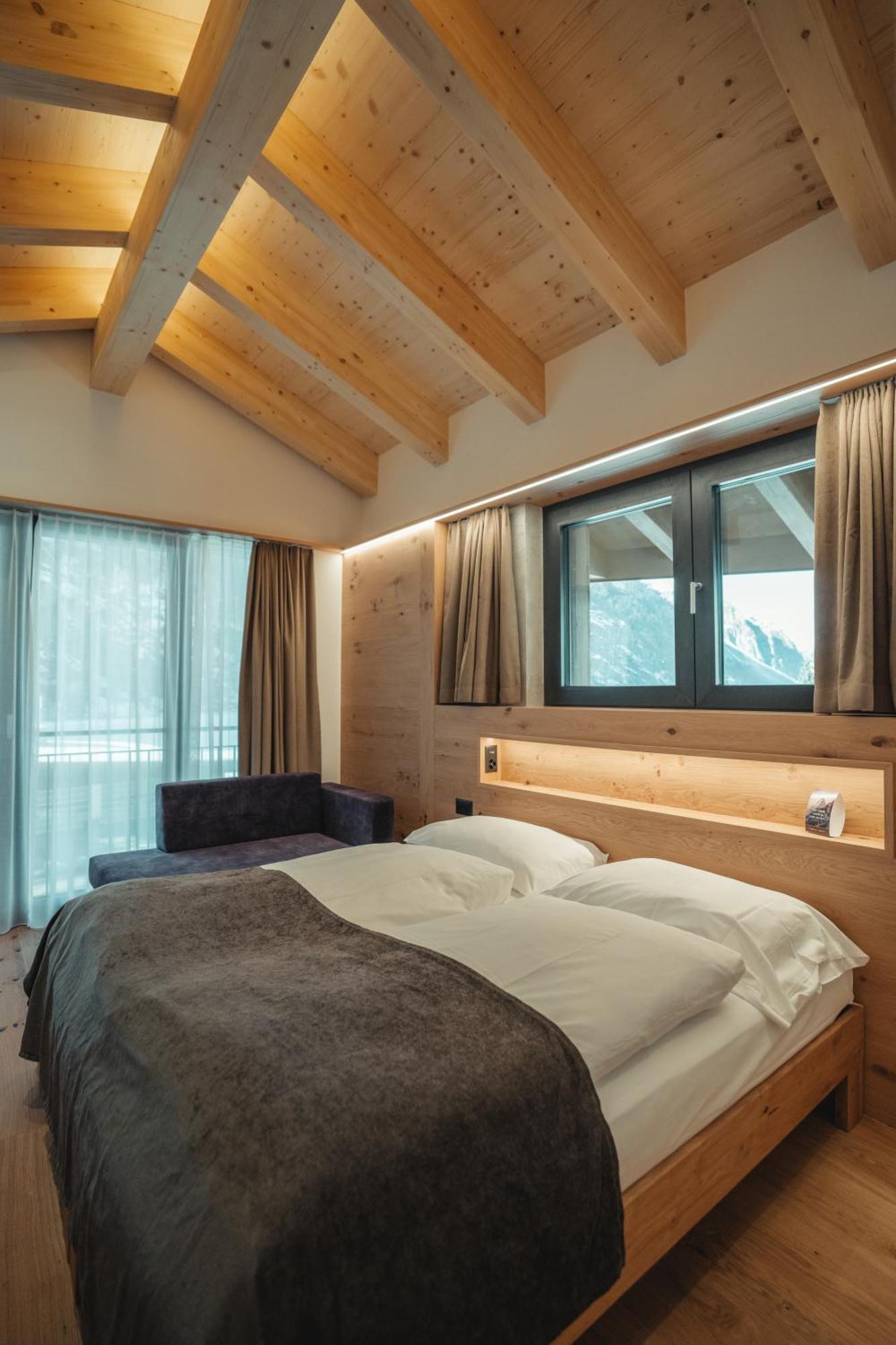 Hotel Porta Cervino Täsch Eksteriør bilde