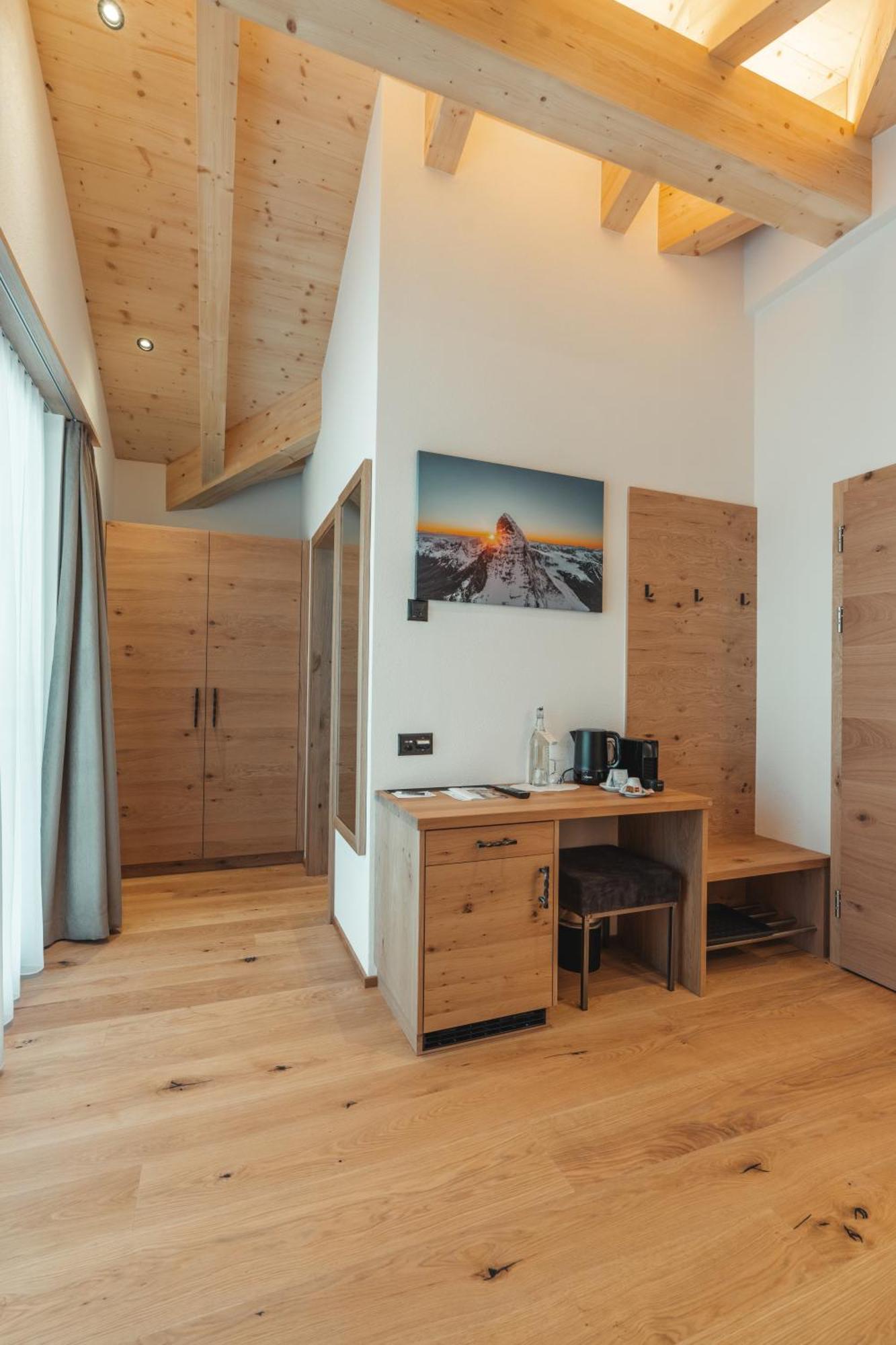 Hotel Porta Cervino Täsch Eksteriør bilde